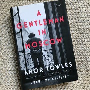 Hardcover A Gentleman in Moscow by Amor Towles